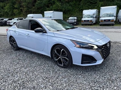 2023 Nissan Altima SR FWD