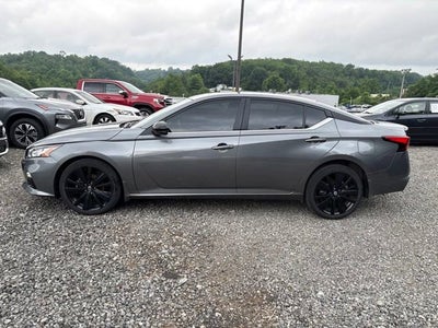 2022 Nissan Altima SR Intelligent AWD
