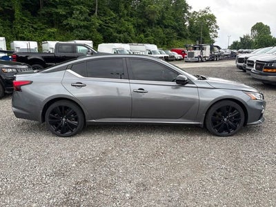 2022 Nissan Altima SR Intelligent AWD