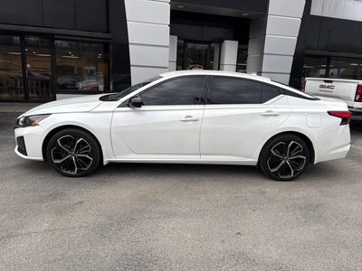 2023 Nissan Altima SR Intelligent AWD