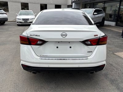 2023 Nissan Altima SR Intelligent AWD