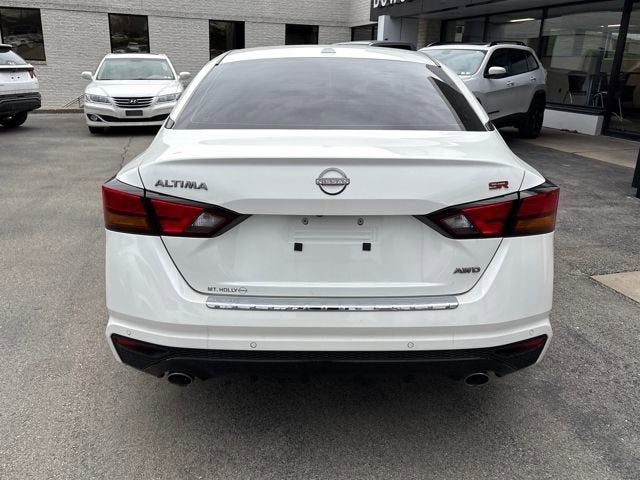 2023 Nissan Altima SR Intelligent AWD
