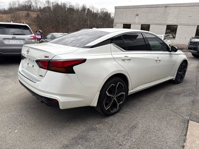2023 Nissan Altima SR Intelligent AWD