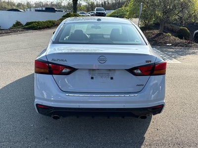 2023 Nissan Altima SR Intelligent AWD