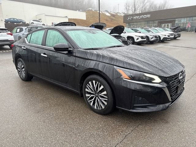 2023 Nissan Altima SV Intelligent AWD