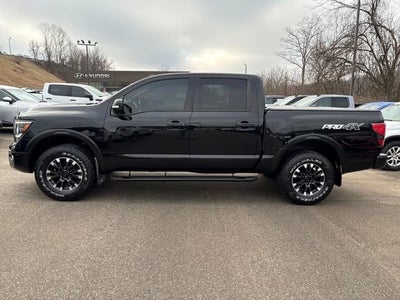 2020 Nissan TITAN Crew Cab PRO-4X 4x4