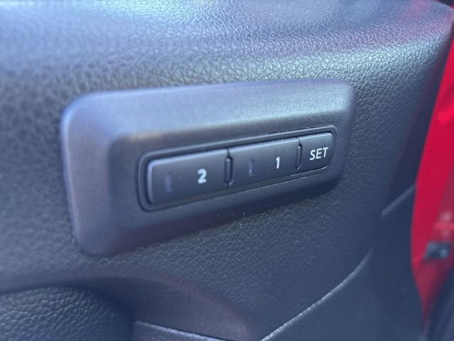 2024 Nissan TITAN Crew Cab PRO-4X 4x4