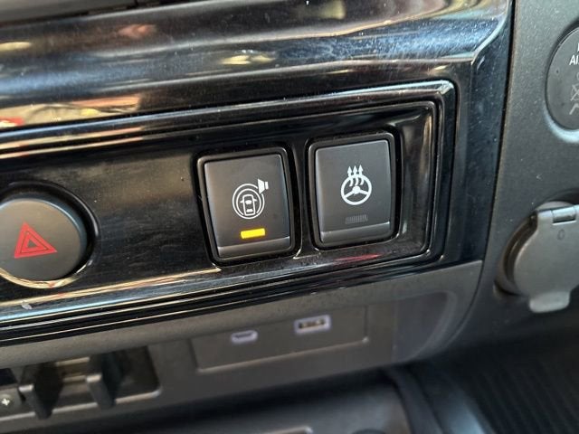 2024 Nissan TITAN Crew Cab PRO-4X 4x4