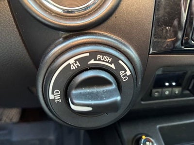 2024 Nissan TITAN Crew Cab PRO-4X 4x4