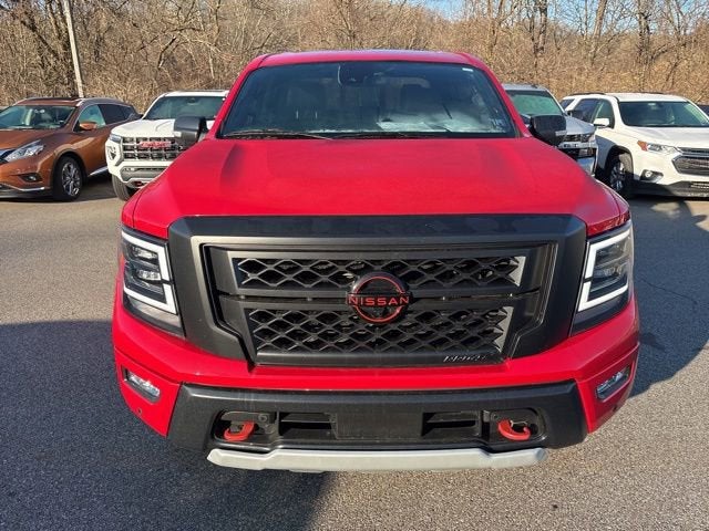 2024 Nissan TITAN Crew Cab PRO-4X 4x4