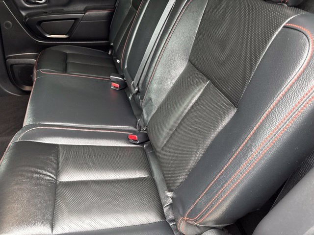 2024 Nissan TITAN Crew Cab PRO-4X 4x4