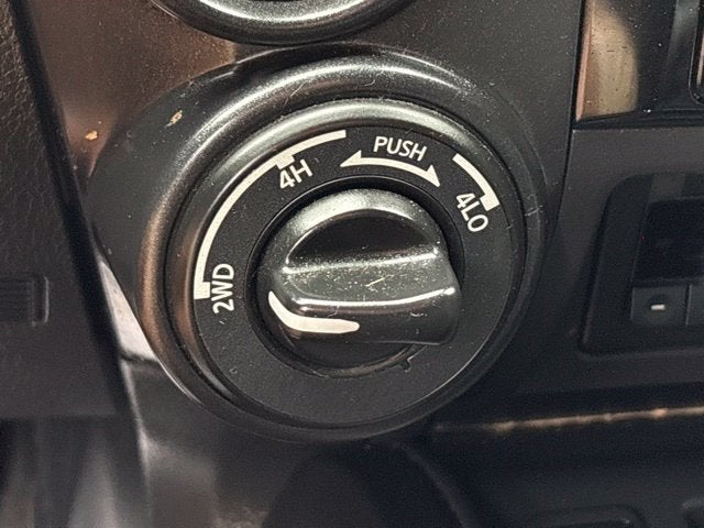 2024 Nissan TITAN Crew Cab PRO-4X 4x4