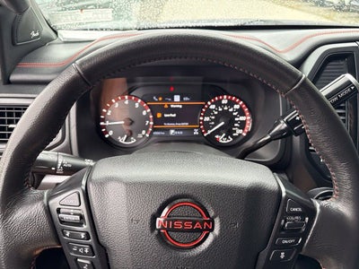 2024 Nissan TITAN Crew Cab PRO-4X 4x4