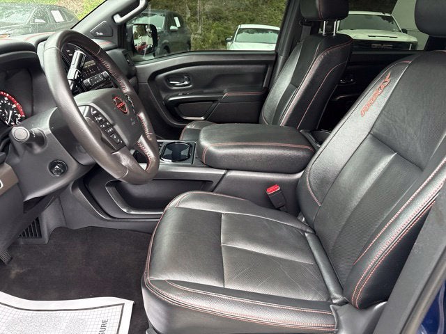 2024 Nissan TITAN Crew Cab PRO-4X 4x4