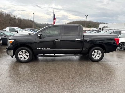 2019 Nissan TITAN SV