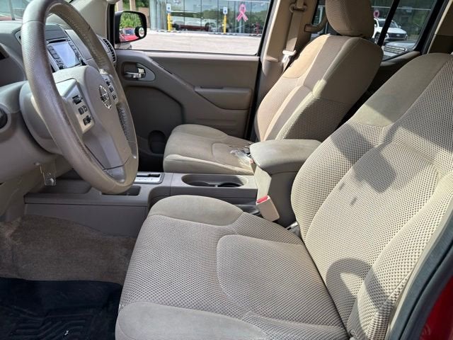 2016 Nissan Frontier SV