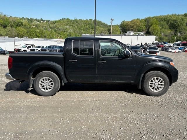 2021 Nissan Frontier Crew Cab SV 4x4