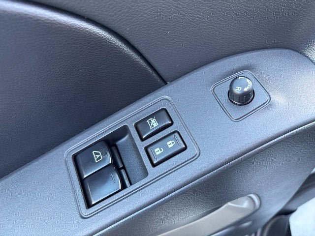 2025 Nissan Frontier King Cab SV 4x4