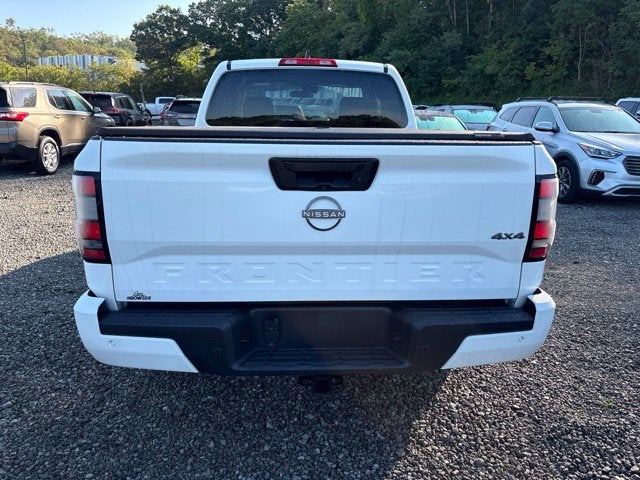 2025 Nissan Frontier King Cab SV 4x4