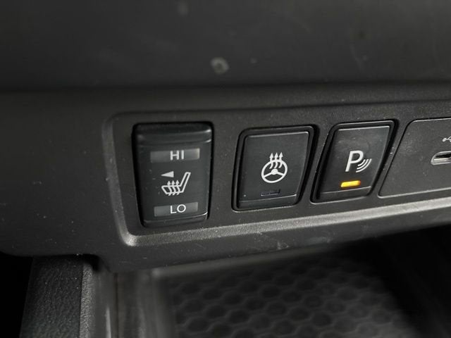 2024 Nissan Frontier Crew Cab SV 4x4