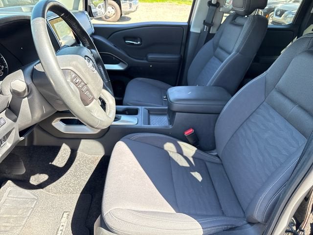 2023 Nissan Frontier Crew Cab SV 4x4