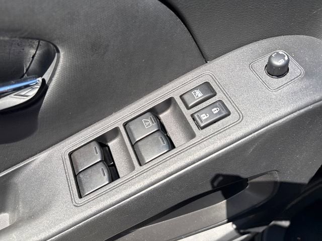 2023 Nissan Frontier Crew Cab SV 4x4