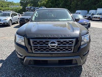 2023 Nissan Frontier Crew Cab SV 4x4