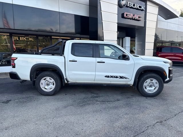 2024 Nissan Frontier Crew Cab SV 4x4
