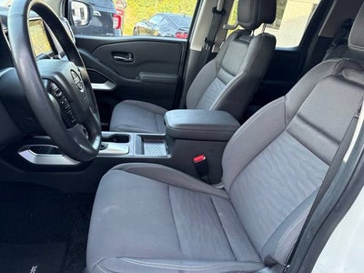 2024 Nissan Frontier Crew Cab SV 4x4