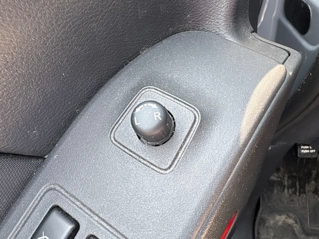 2023 Nissan Frontier Crew Cab PRO-4X 4x4
