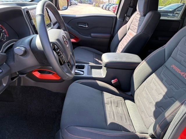 2025 Nissan Frontier Crew Cab Long Bed PRO-4X 4x4