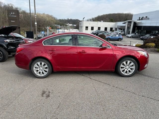 2013 Buick Regal Base
