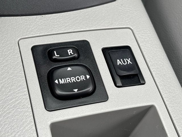 2011 Toyota RAV4 Ltd