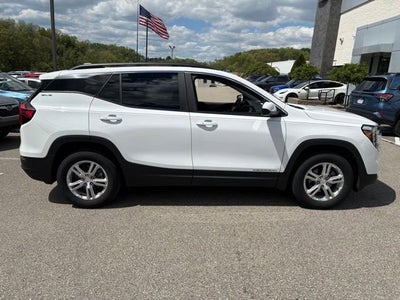 2023 GMC Terrain SLE