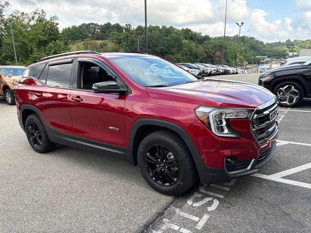 2023 GMC Terrain AT4