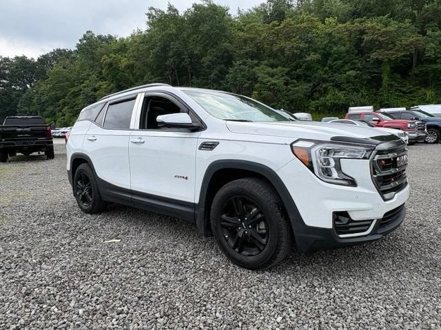 2023 GMC Terrain AT4