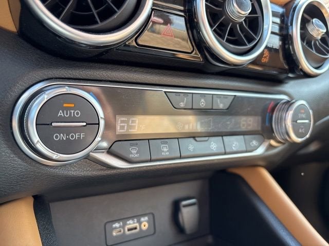 2023 Nissan Sentra SV Xtronic CVT