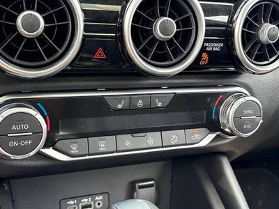 2023 Nissan Sentra SR Xtronic CVT