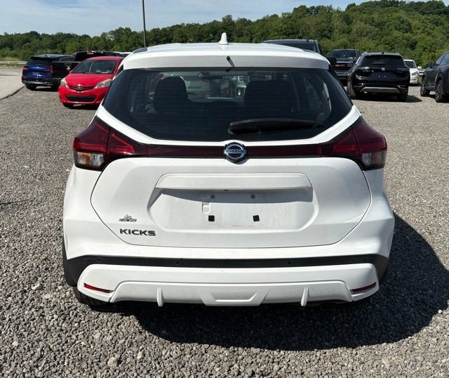 2021 Nissan Kicks S Xtronic CVT