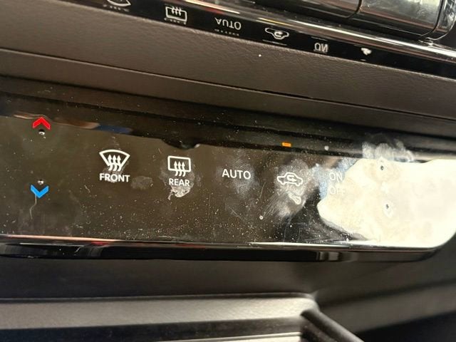 2025 Nissan Kicks SR Intelligent AWD