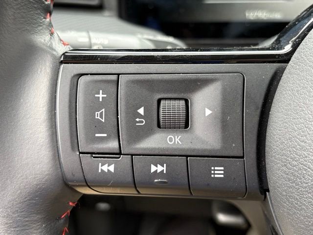 2025 Nissan Kicks SR Intelligent AWD