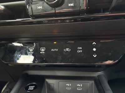 2025 Nissan Kicks SR Intelligent AWD