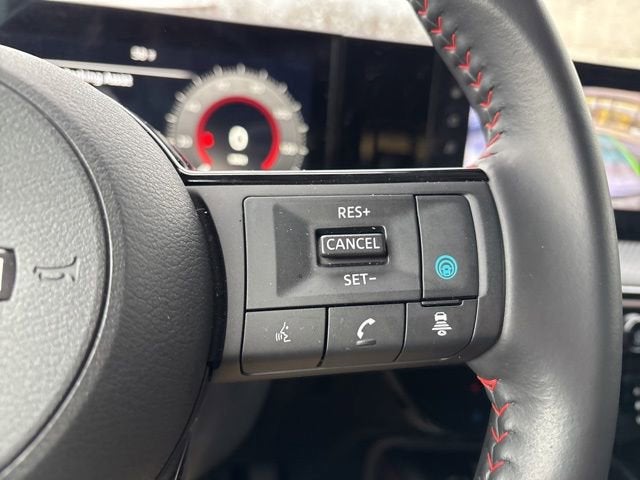 2025 Nissan Kicks SR Intelligent AWD