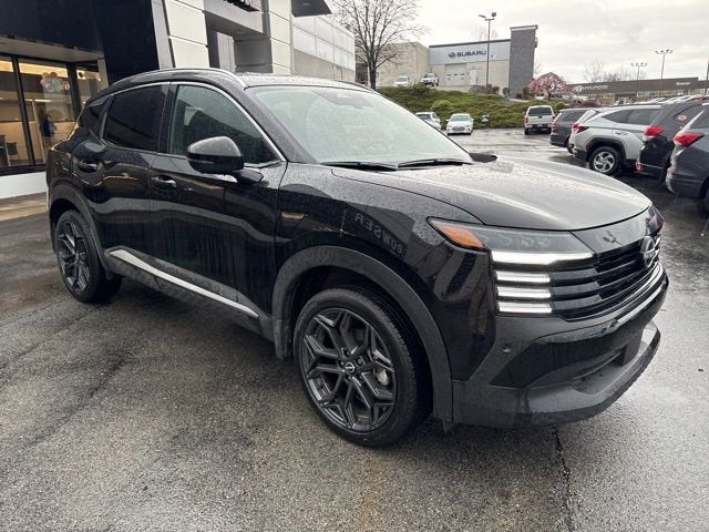 2025 Nissan Kicks SR Intelligent AWD