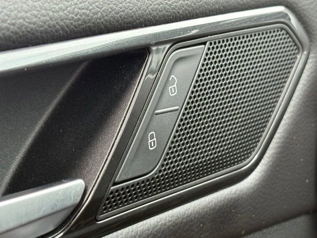 2018 Volkswagen Tiguan 2.0T SE