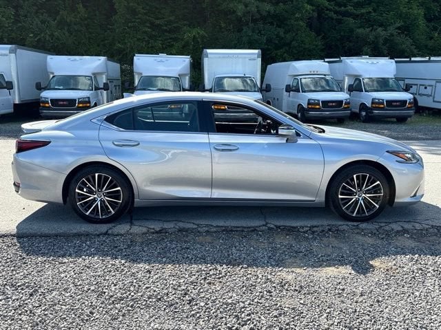 2024 Lexus ES 300h ES 300h