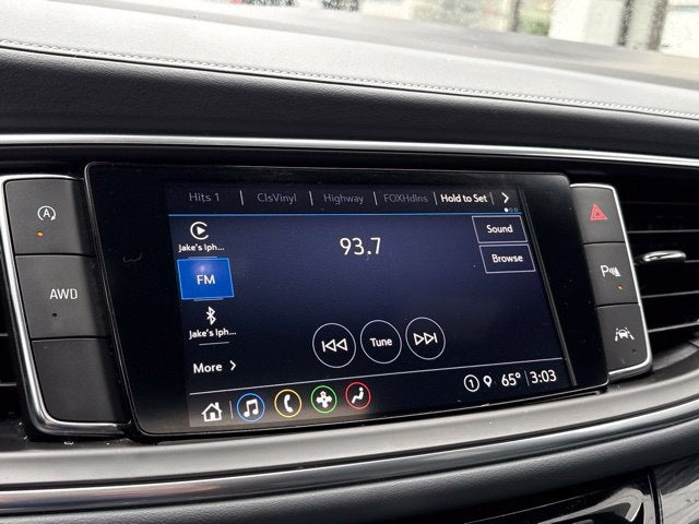 2024 Buick Enclave Essence