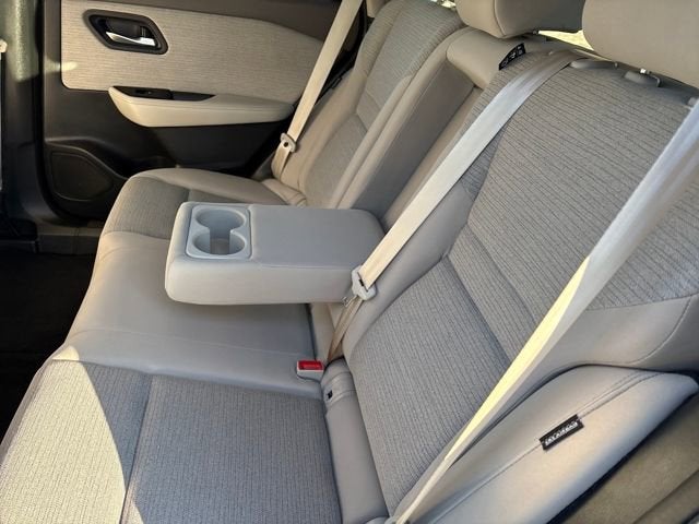 2022 Nissan Rogue SV Intelligent AWD