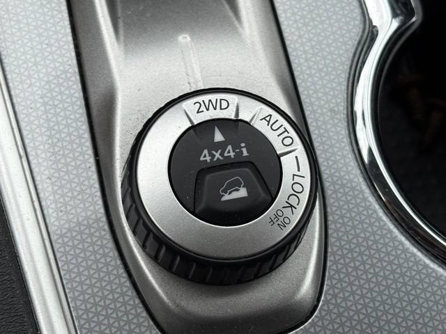 2020 Nissan Pathfinder SL 4WD
