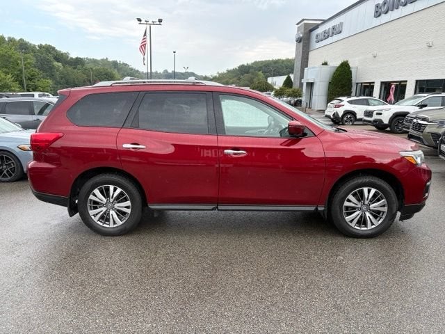 2020 Nissan Pathfinder SL 4WD